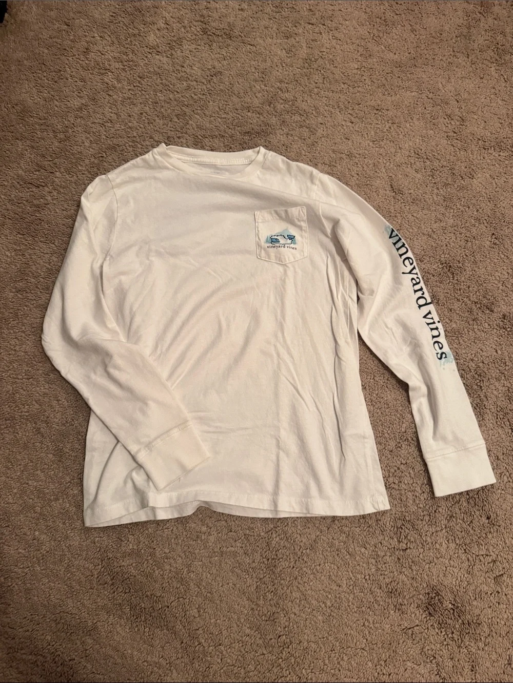 Vineyard Vines White Long-Sleeve Pocket Tee with Blue Logo Sleeve Script